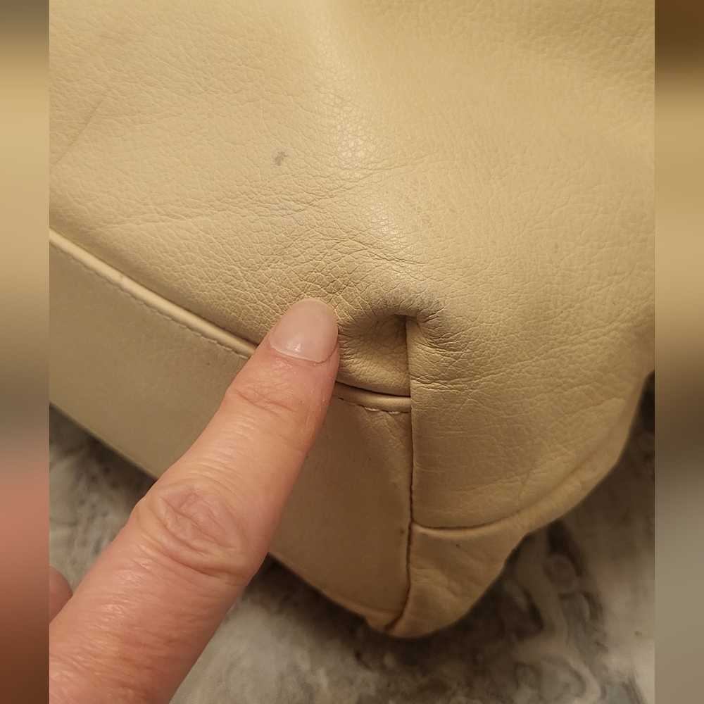 Alberta Di Canio Women's Cream Shoulder Bag - Picture 10 of 16